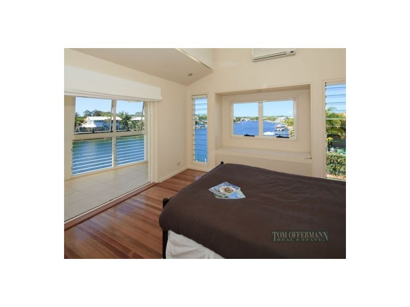 4 Leeside Place, Noosa Waters QLD 4566