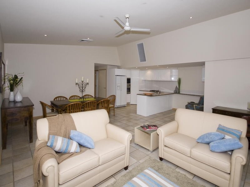 20/2 Blakesley St, Tewantin QLD 4565