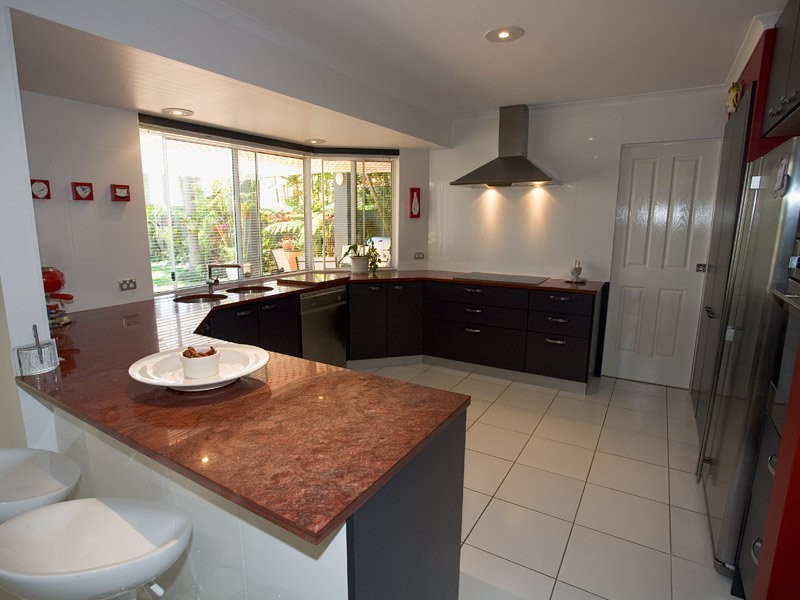 8 Seamount Quay, Noosa Waters QLD 4566