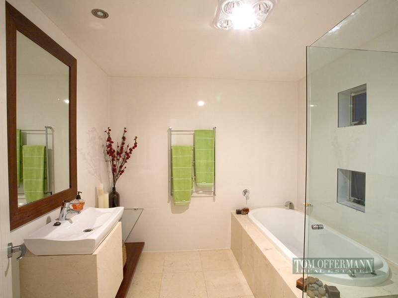 33 James Street, Noosaville QLD 4566