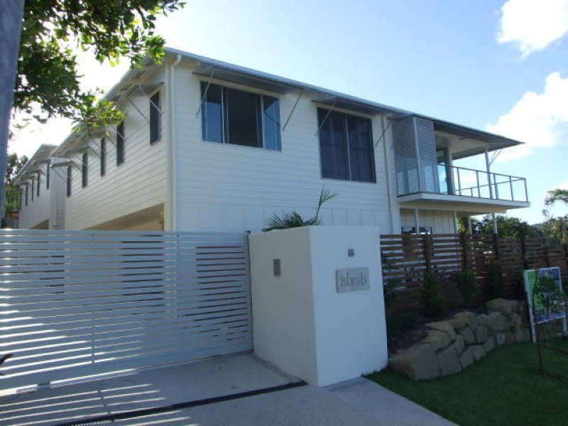 2/71 Southern Cross Parade, Sunrise Beach QLD 4567