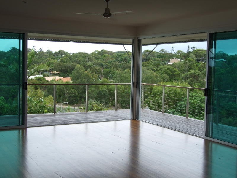 2/71 Southern Cross Parade, Sunrise Beach QLD 4567