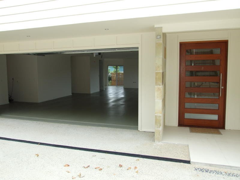 2/71 Southern Cross Parade, Sunrise Beach QLD 4567