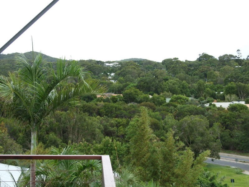 2/71 Southern Cross Parade, Sunrise Beach QLD 4567