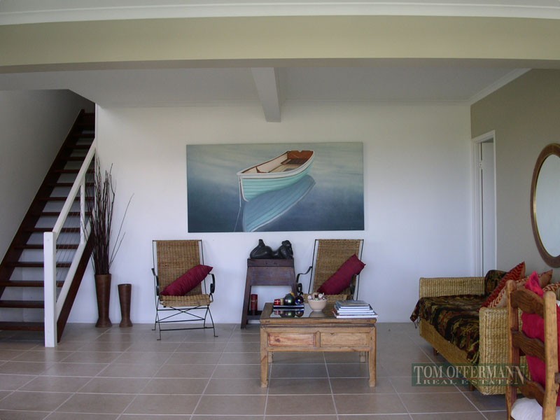 20 Southern Cross Parade, Sunrise Beach QLD 4567