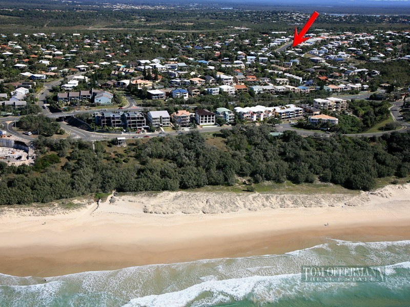 20 Southern Cross Parade, Sunrise Beach QLD 4567