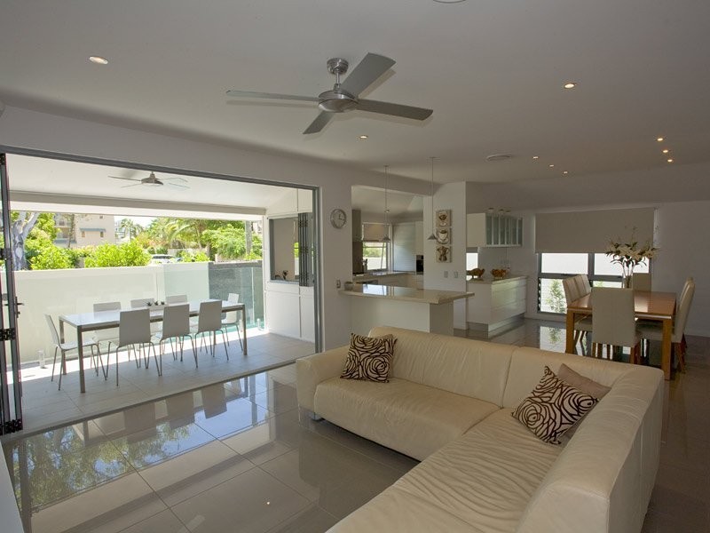 1/24 Elizabeth Street, Noosaville QLD 4566