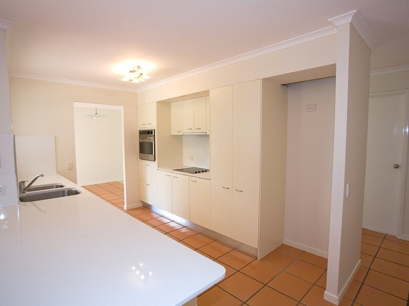 24a Seacove Court, Noosa Waters QLD 4566