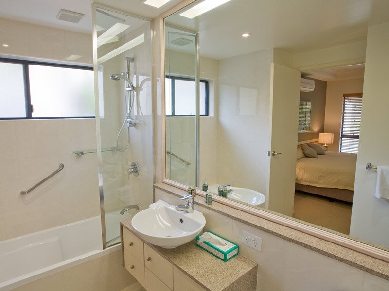 824/16 Noosa Springs Drive, Noosa Springs QLD 4567