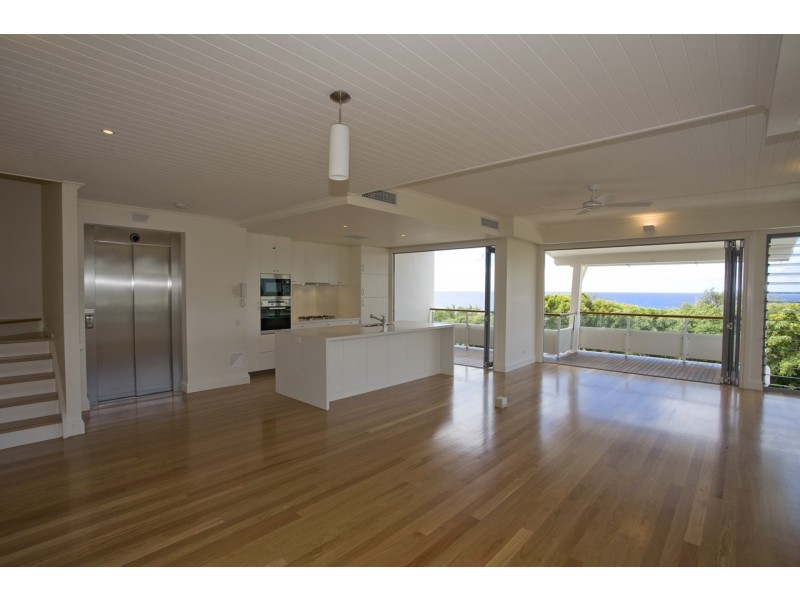 1/18 Crank St, Sunshine Beach QLD 4567