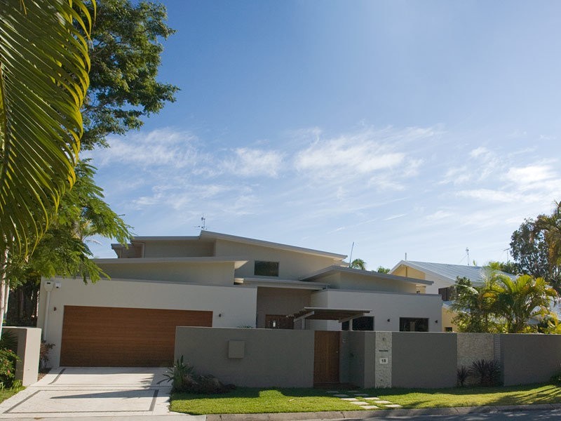 18 Mossman Court, Noosa Heads QLD 4567