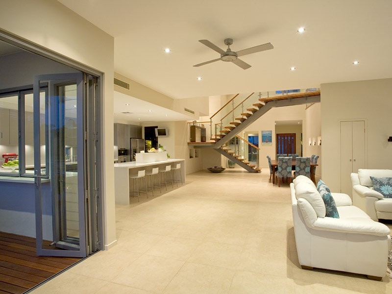 18 Mossman Court, Noosa Heads QLD 4567