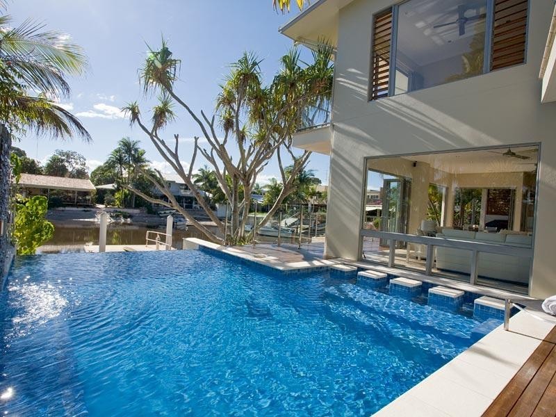 18 Mossman Court, Noosa Heads QLD 4567