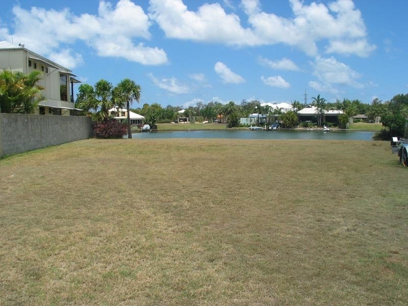 44 Masthead Quay, Noosa Waters QLD 4566