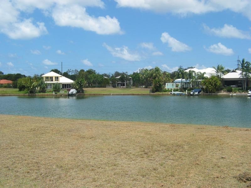 44 Masthead Quay, Noosa Waters QLD 4566