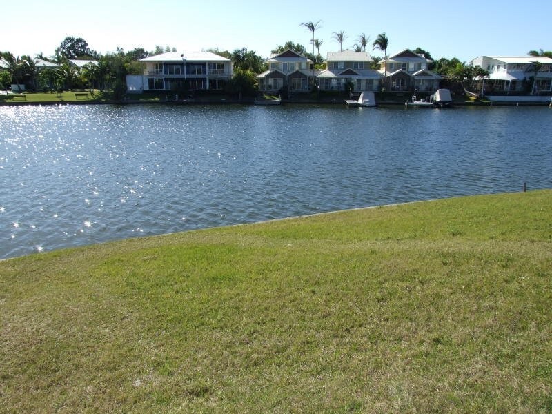 6 Leeside Place, Noosa Waters QLD 4566