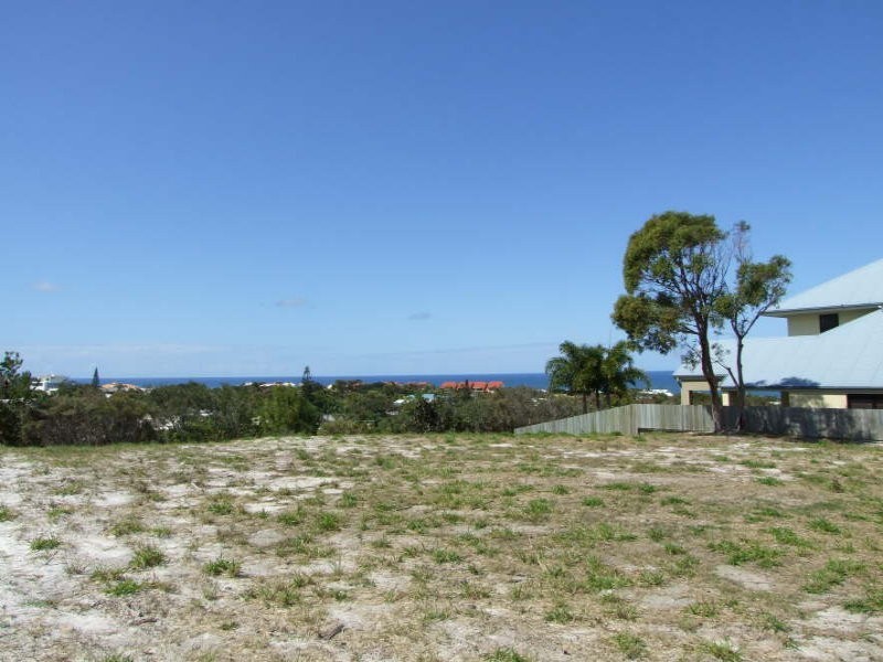 28 Captains Court, Sunrise Beach QLD 4567