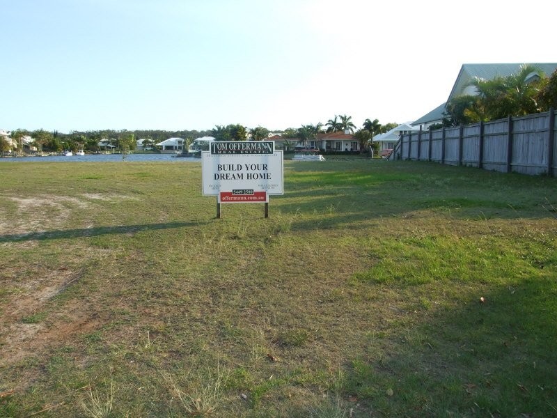 13 Seahorse Place, Noosa Waters QLD 4566
