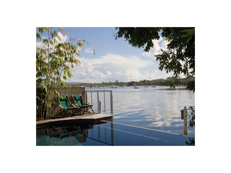 16 Noosa Parade, Noosa Heads QLD 4567