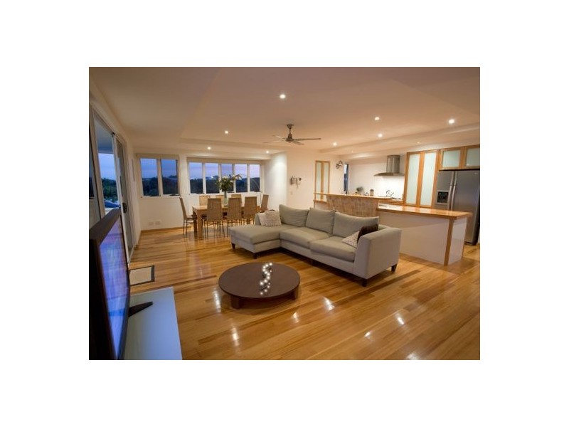 2 Driftwood Drive, Castaways Beach QLD 4567