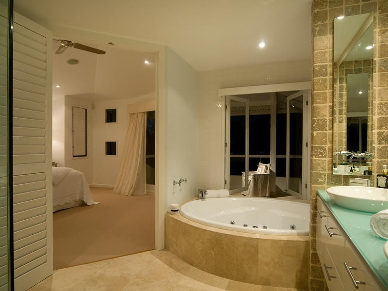 13 The Promontory, Noosa Waters QLD 4566