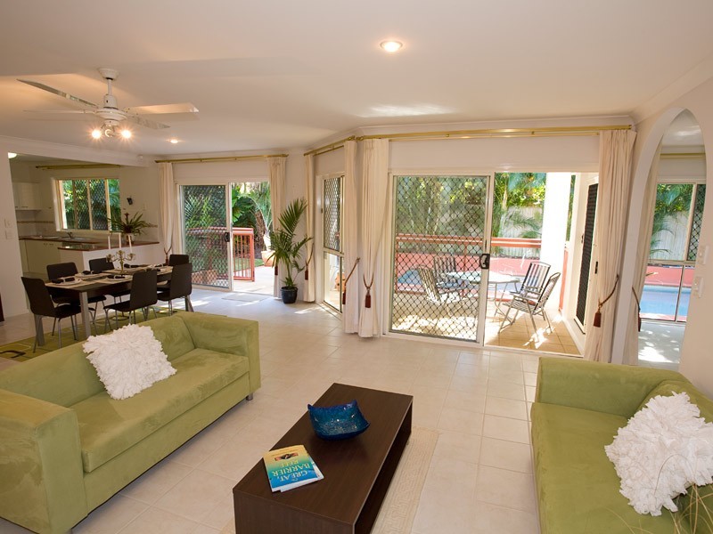 12 Headland Drive, Noosa Waters QLD 4566