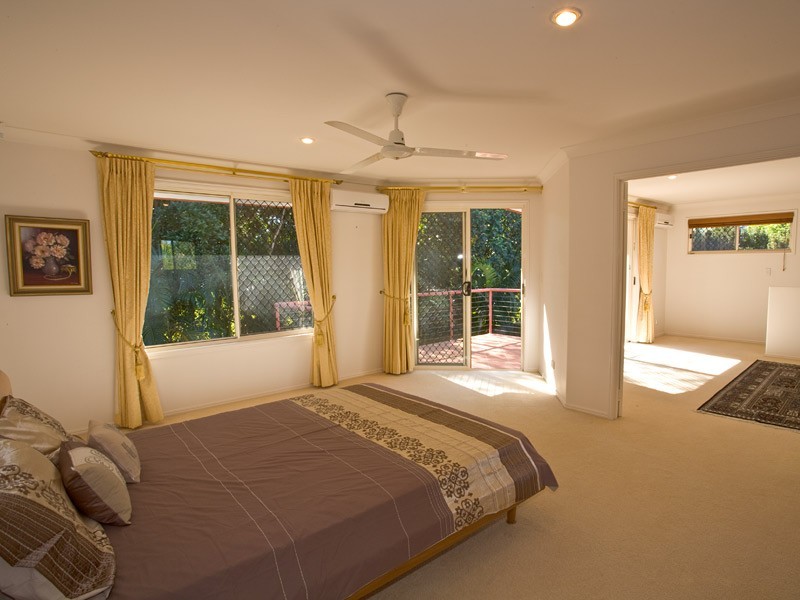 12 Headland Drive, Noosa Waters QLD 4566