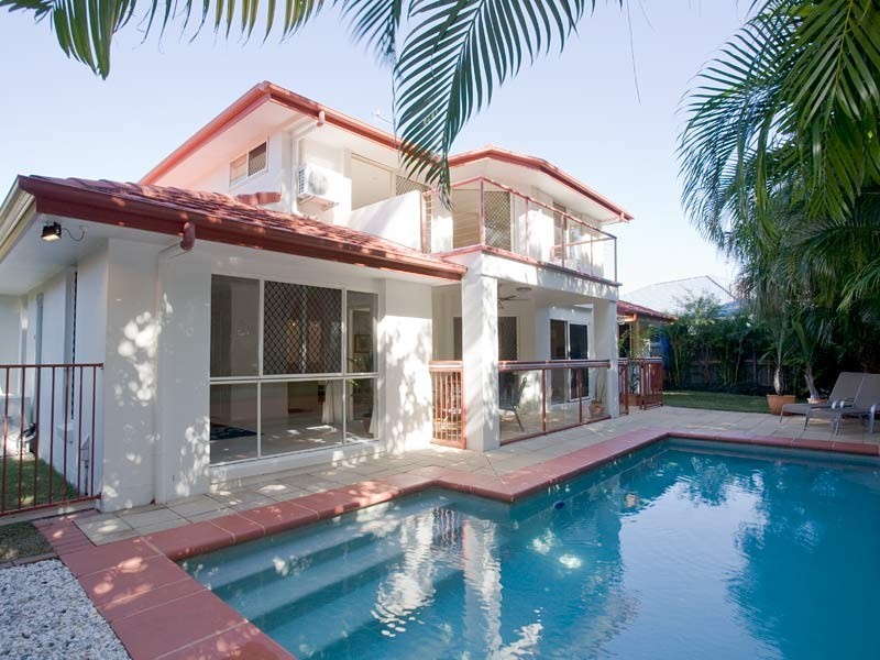 12 Headland Drive, Noosa Waters QLD 4566