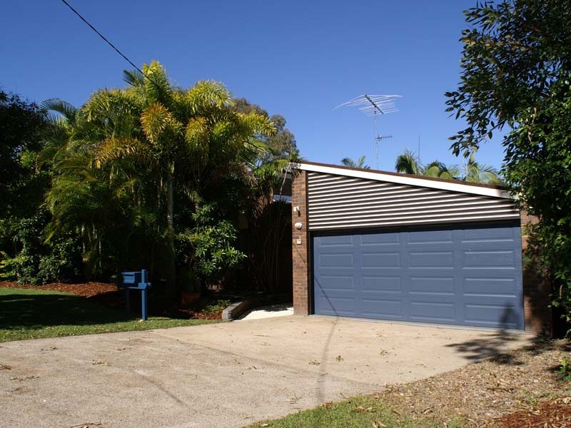 11 Lake View Drive, Tewantin QLD 4565