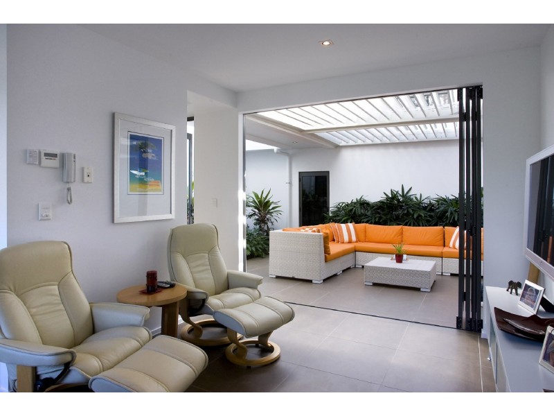 2/29 James St, Noosaville QLD 4566