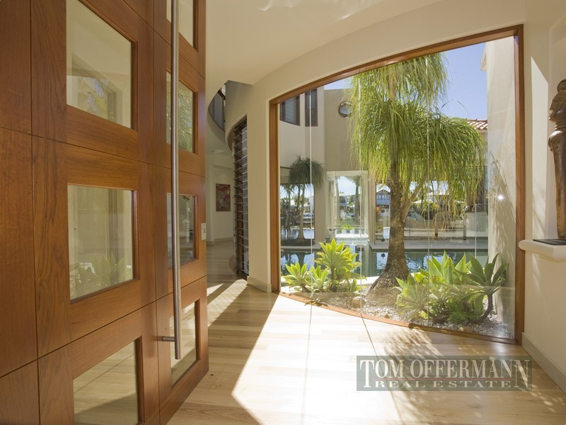 8 Seahorse Place, Noosa Waters QLD 4566