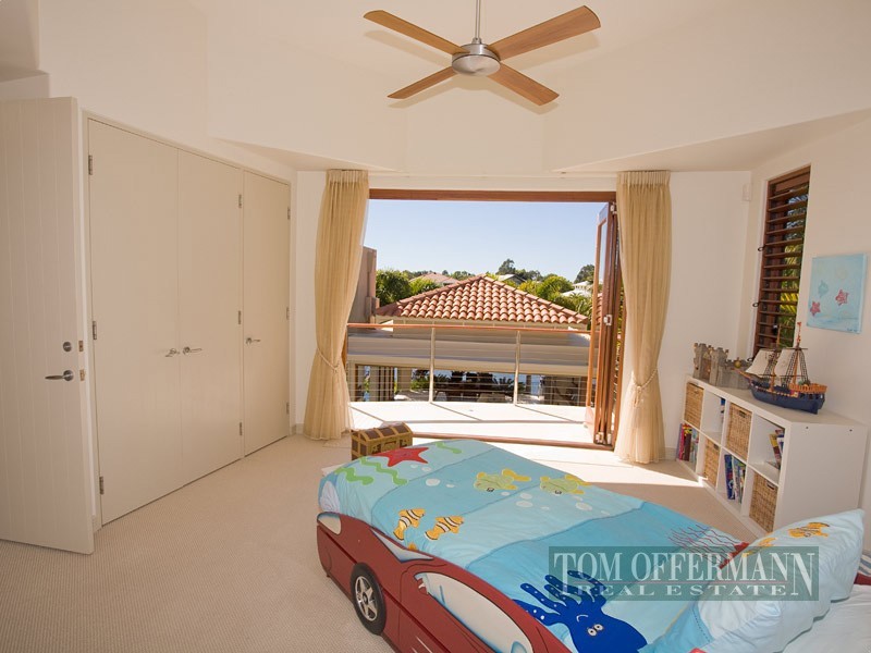 8 Seahorse Place, Noosa Waters QLD 4566