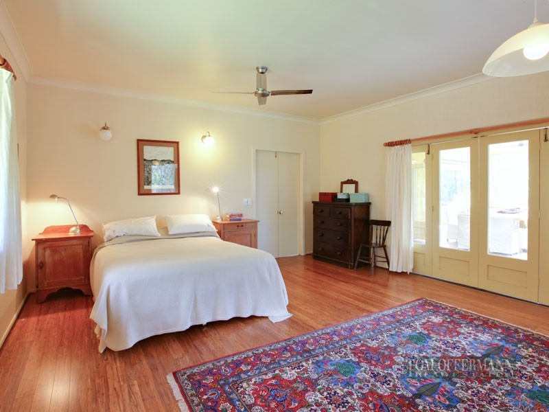 185 Lake Weyba Drive, Noosaville QLD 4566