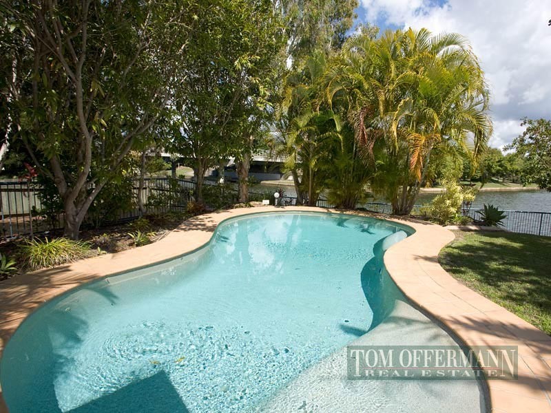 2/12 Hygieta St, Noosaville QLD 4566
