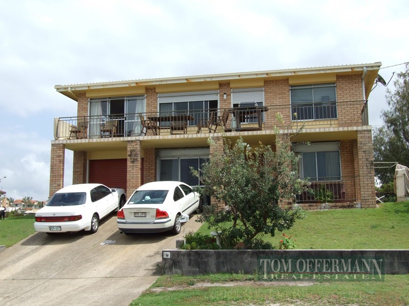 27 Tingira Cresent, Sunrise Beach QLD 4567