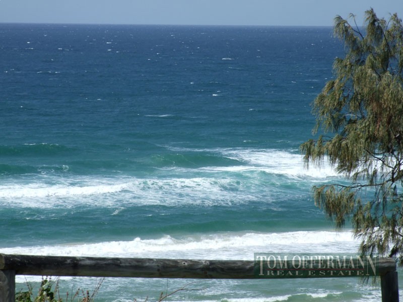 27 Tingira Cresent, Sunrise Beach QLD 4567