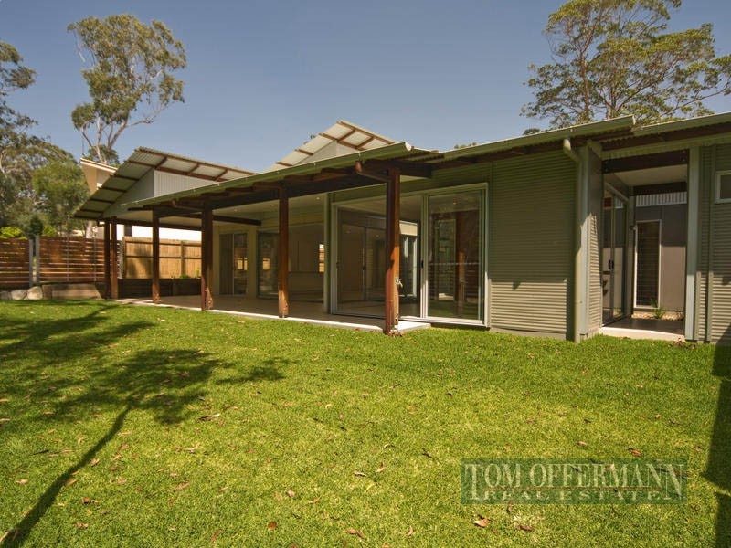 25 Jacksonia Place, Noosaville QLD 4566
