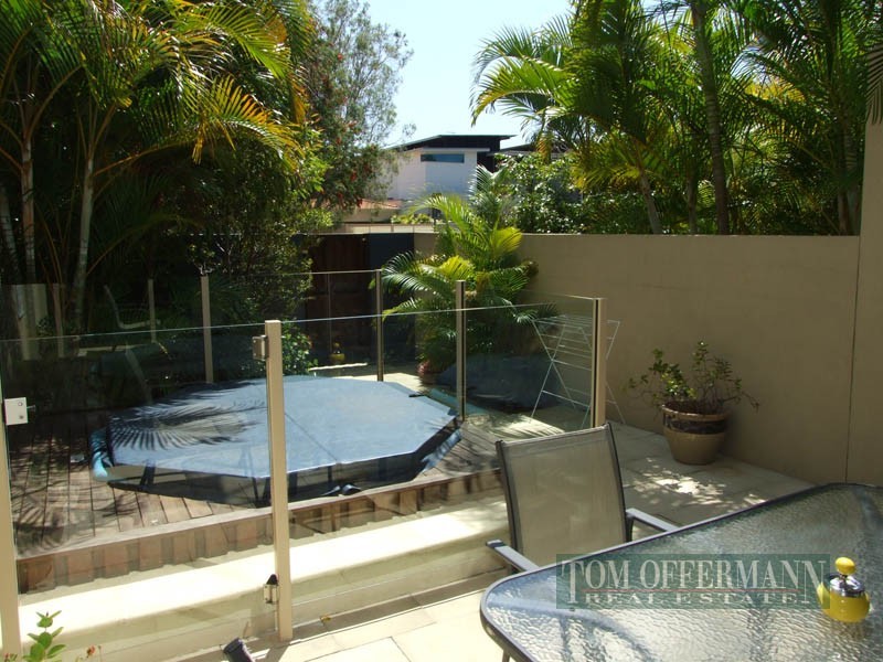 2/61 Noosa Parade, Noosa Heads QLD 4567