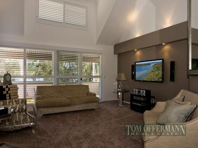65 Lake Weyba Drive, Noosaville QLD 4566