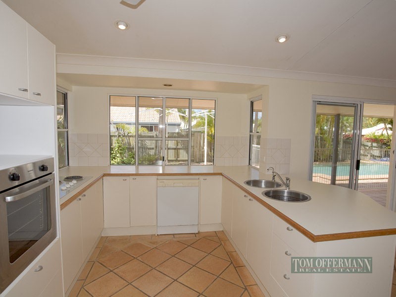 6 Broadreach Court, Noosaville QLD 4566