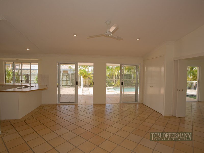 6 Broadreach Court, Noosaville QLD 4566