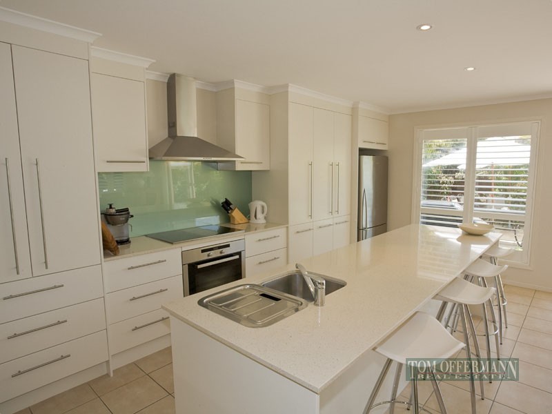 1 Stardust Court, Sunrise Beach QLD 4567