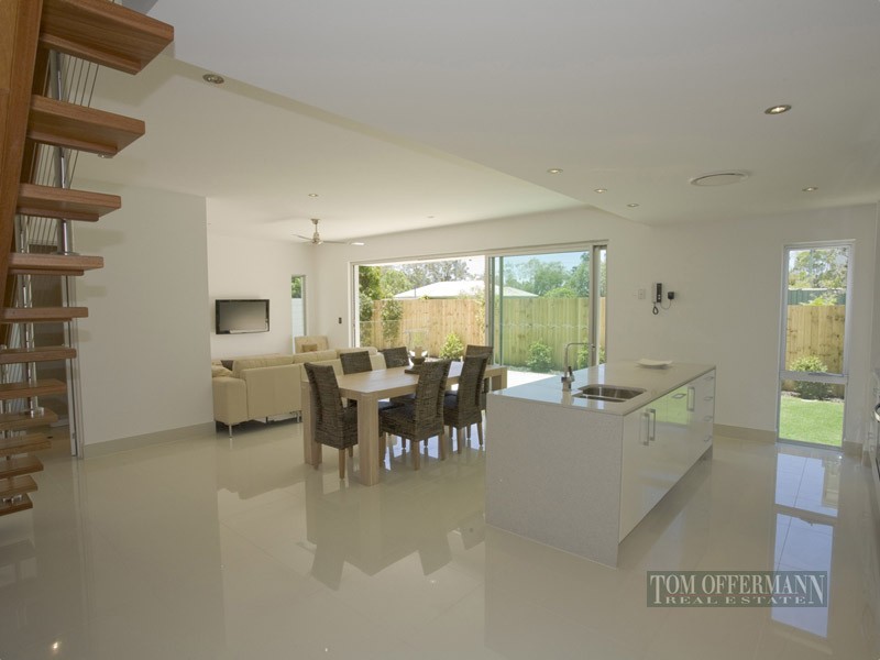 8-10 Nannygai St, Noosaville QLD 4566