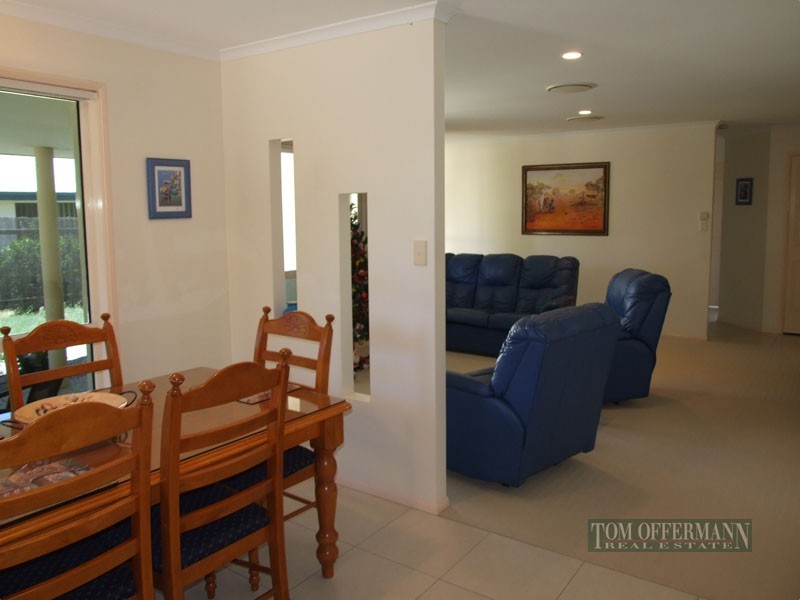 6 Hillside Court, Sunrise Beach QLD 4567