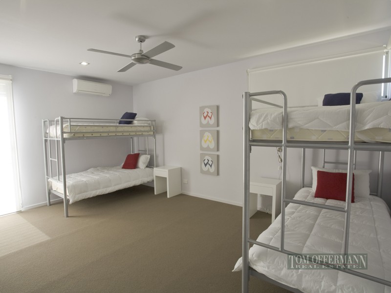 15 Beach Road, Noosa North Shore QLD 4565