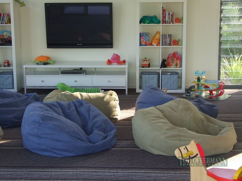 15 Beach Road, Noosa North Shore QLD 4565