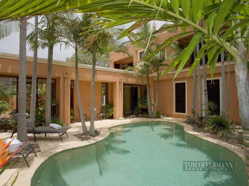 7 Dolphin Cres, Noosaville QLD 4566