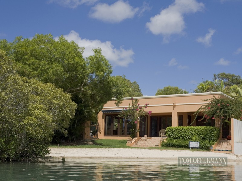 7 Dolphin Cres, Noosaville QLD 4566