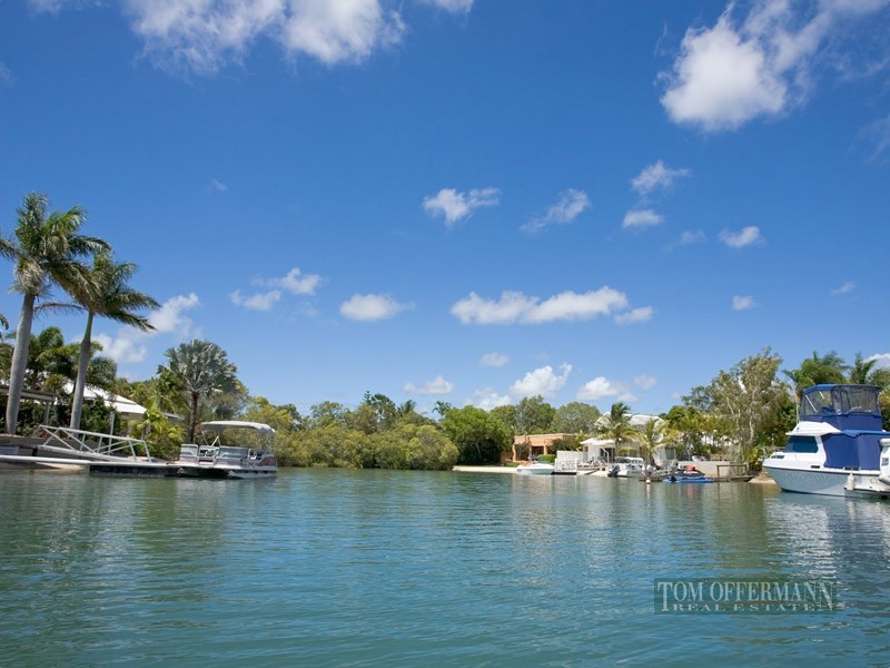 7 Dolphin Cres, Noosaville QLD 4566