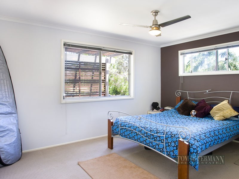 26 Dayspring St, Sunrise Beach QLD 4567
